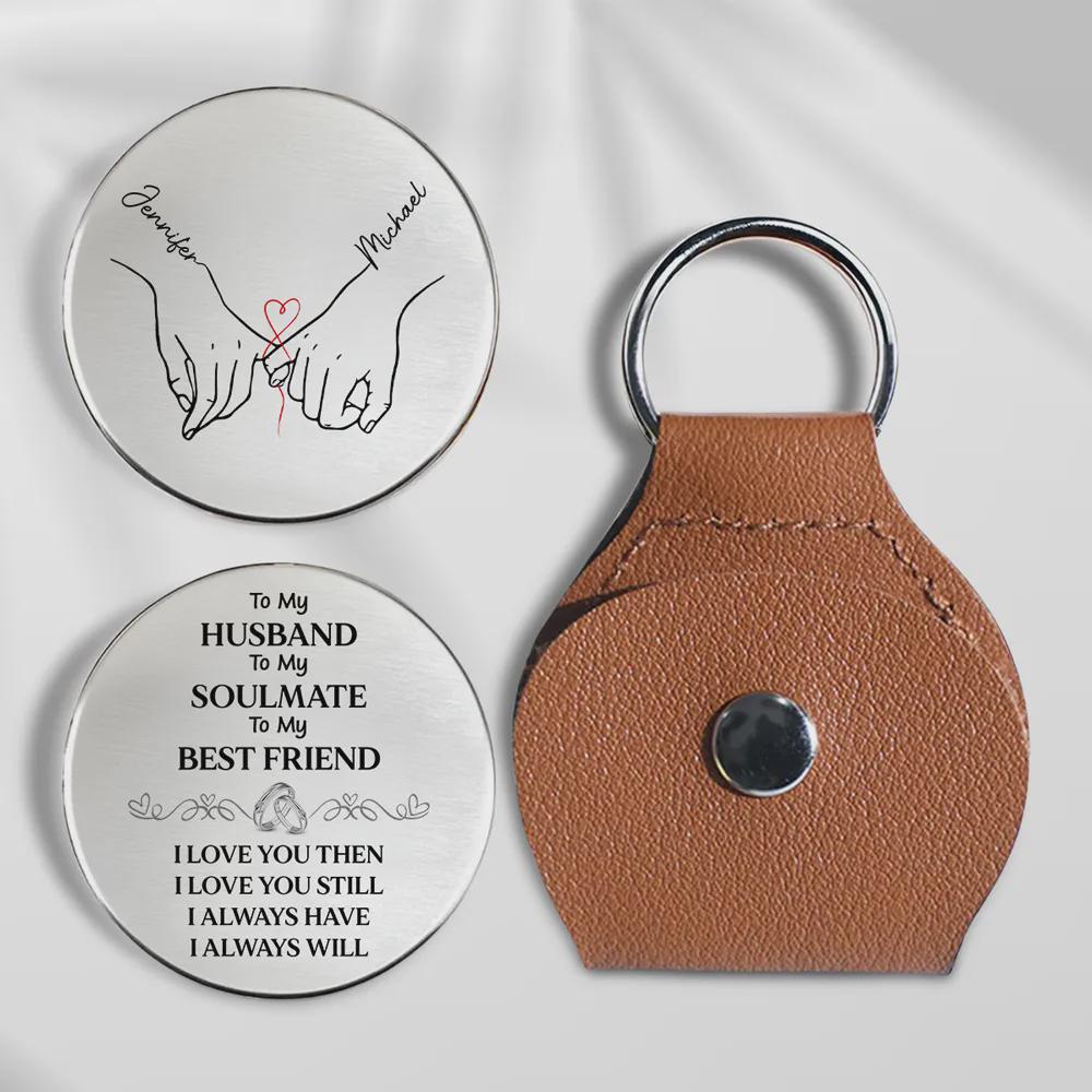 Couple Pocket Hug Keychain, Personalized Love Coin, Custom Name Anniversary Gift, Romantic Couple Keepsake