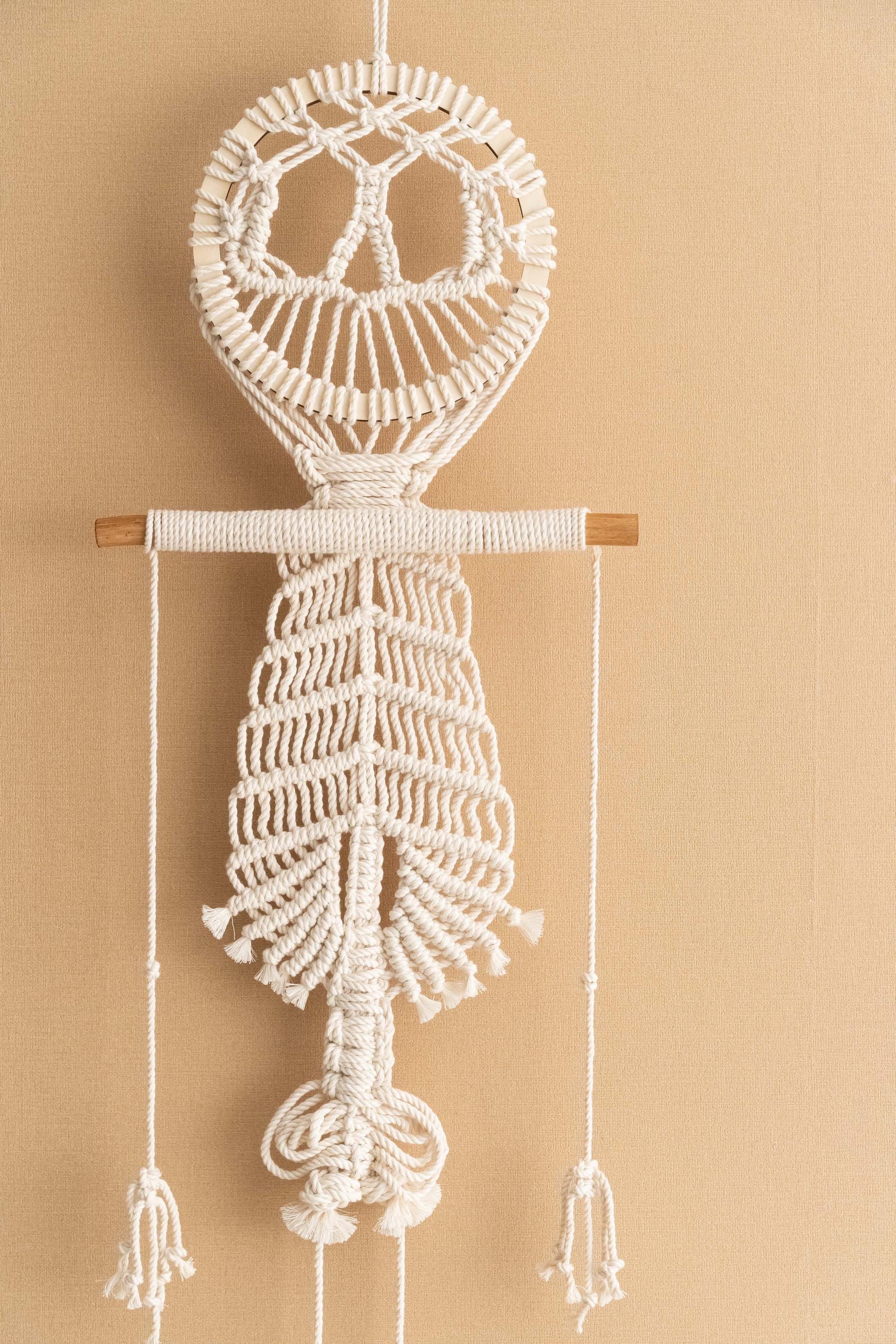 Skeleton Wall Hanging, Halloween Party Decor, Dark Academia Gift, Witchy Goth, Spooky Halloween, Macrame Handmade, Skeleton Halloween W94